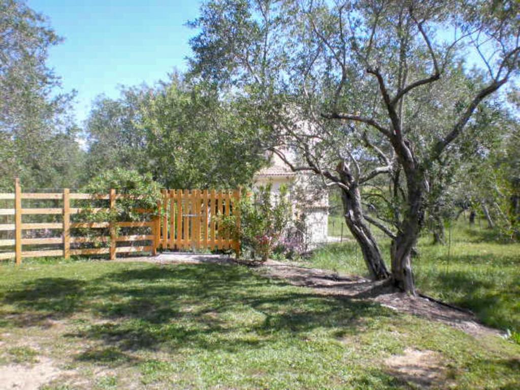 Aroggia Farm room 3