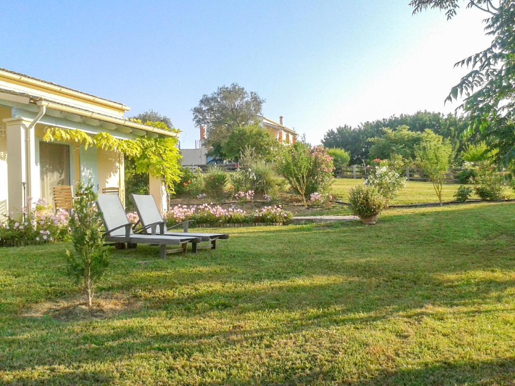 Aroggia Farm room 4